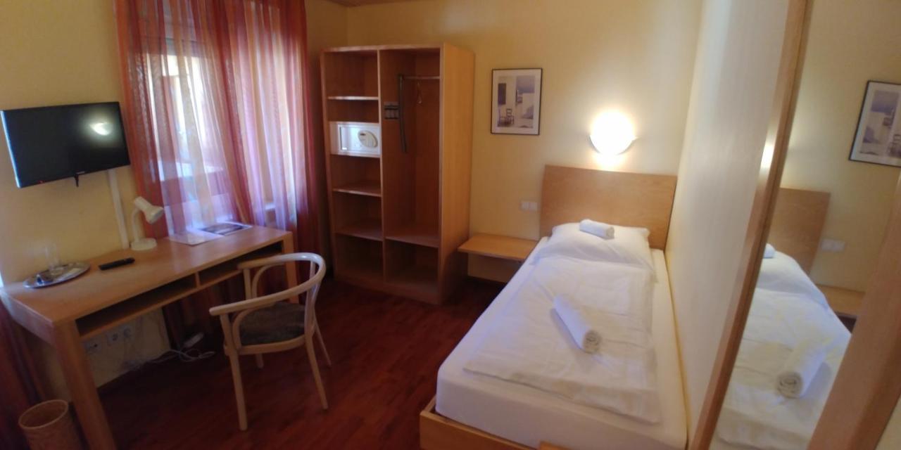 Bad Bruckhaus Erlebnishotel Waldshut-Tiengen Bagian luar foto